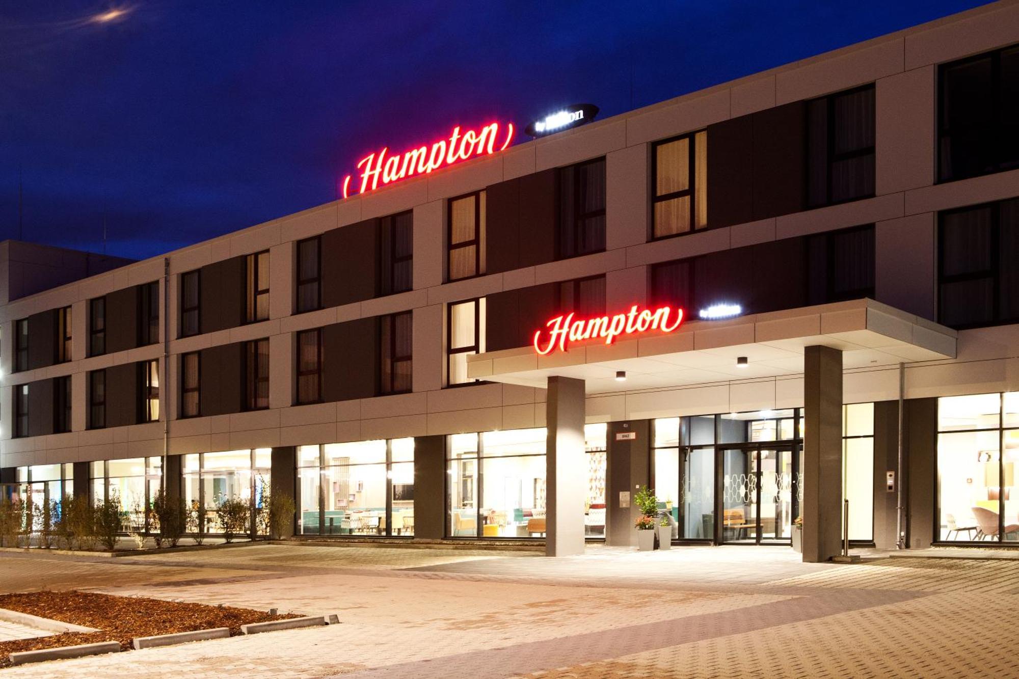 فندق هالبرغموسفي  Hampton By Hilton Munich Airport South المظهر الخارجي الصورة